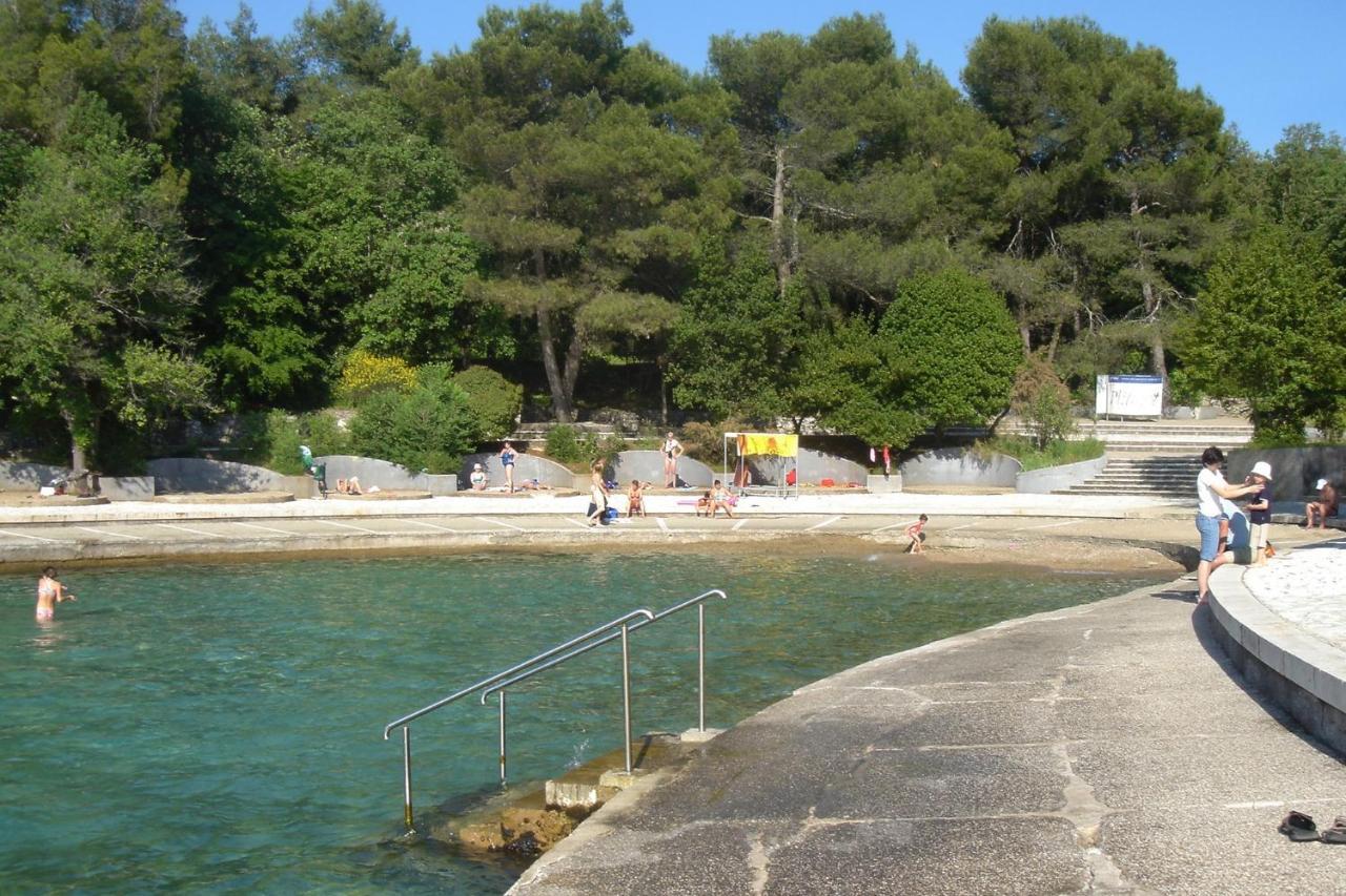 Apartments With A Parking Space Malinska Luaran gambar