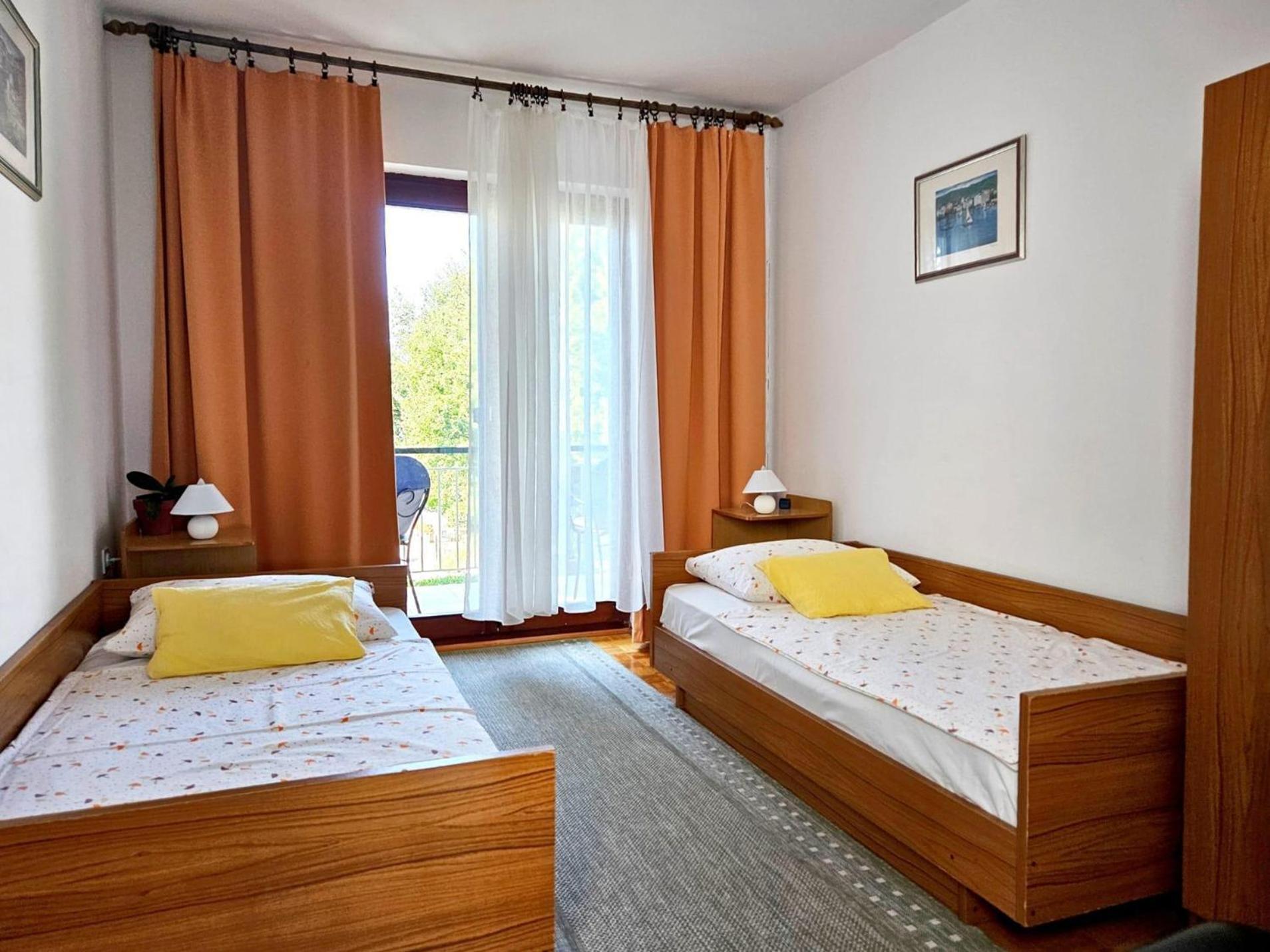 Apartments With A Parking Space Malinska Luaran gambar